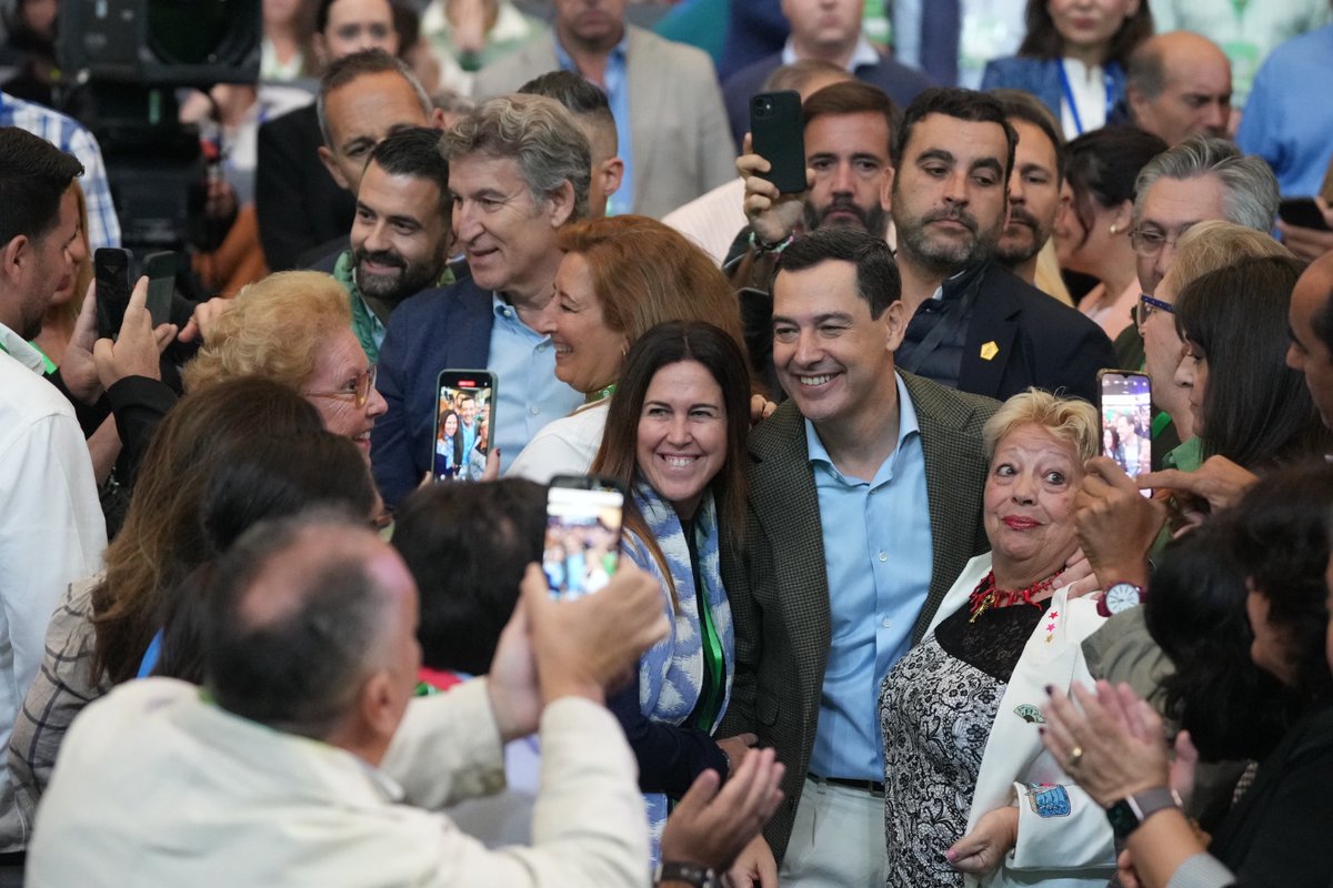 ¡GRACIAS a todos por este congreso tan especial!

Damos un nuevo impulso a este proyecto abierto a todos los andaluces.

Y <a href="/NunezFeijoo/">Alberto Núñez Feijóo</a> será el próximo presidente de España porque nuestro país necesita estabilidad.

#SiempreAndalucía