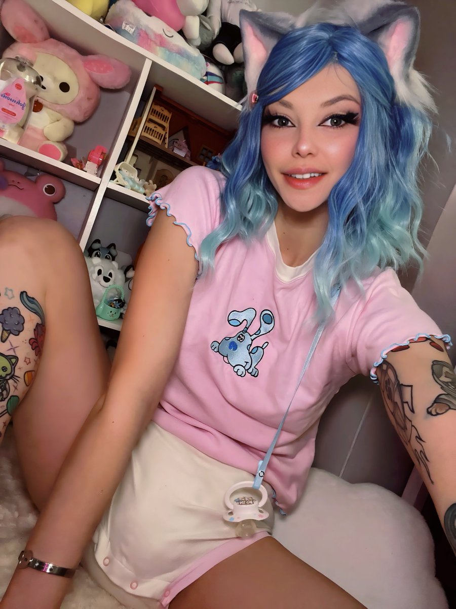 kattbebee's tweet photo. Good morning, lil stinkers! 🤭 https://t.co/QgjEz1LhjJ