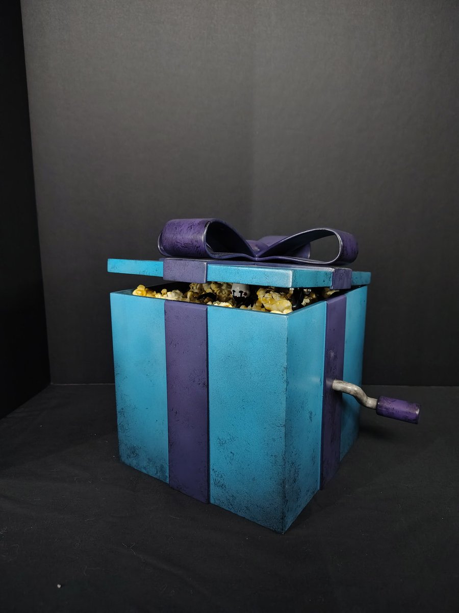 Nate__Creates's tweet image. Made my own Fnaf Popcorn Bucket! 🍿
#Fnaf