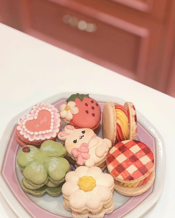 waftanawbe's tweet photo. Beep Beep! Hemloo, I'm the new handler of this account! Ruru is searching for a friend, can you help me find it? 🔍 Ruru lost 😞, me need to find new friends and family! Would you be my fwiend? Oh and pwetty please spread this post juseyo! Thanchuu ^°^
Psst, ruru have treats too! https://t.co/5aNOcrEVri