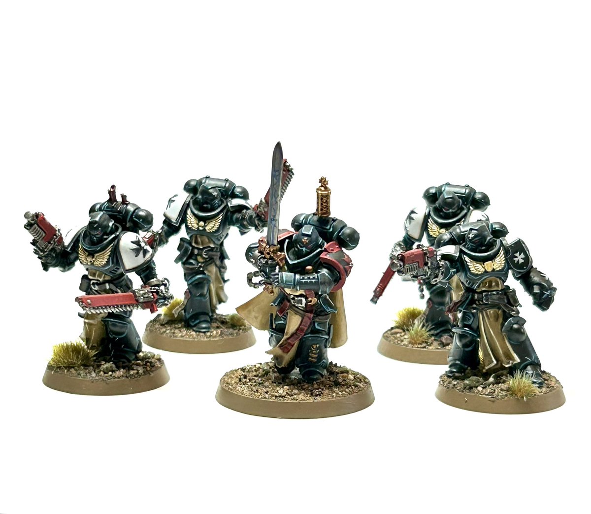 averagepaints's tweet image. Finished my Black Templar Crusader squad! Phew these models have a lot going on, but a really fun and characterful set of Space Marines, even if they are absolutely the bad guys! #warhammercomunity #paintingwarhammer