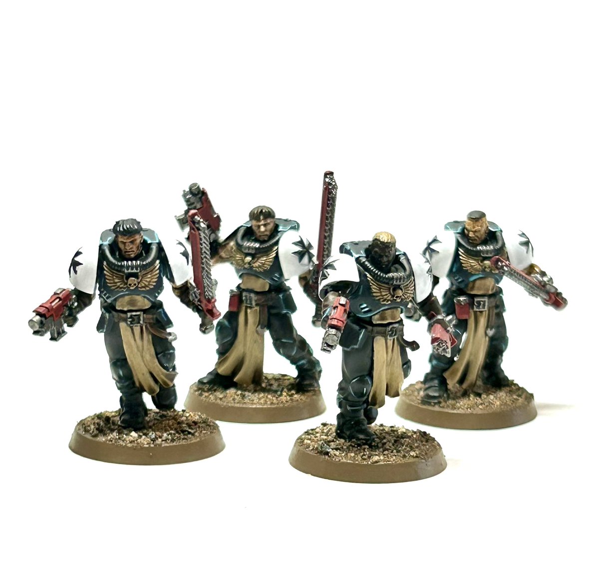 averagepaints's tweet image. Finished my Black Templar Crusader squad! Phew these models have a lot going on, but a really fun and characterful set of Space Marines, even if they are absolutely the bad guys! #warhammercomunity #paintingwarhammer