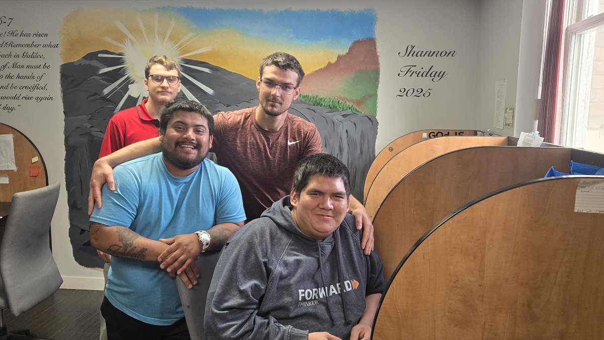 teenchallengeCC's tweet image. A glimpse into life at our Winnipeg Men’s Campus. Every day is another opportunity to grow in faith and experience God’s renewing power.

“The Lord makes all things new.” – Revelation 21:5

teenchallenge.tc

#freedomfromaddiction #hopewithinreach