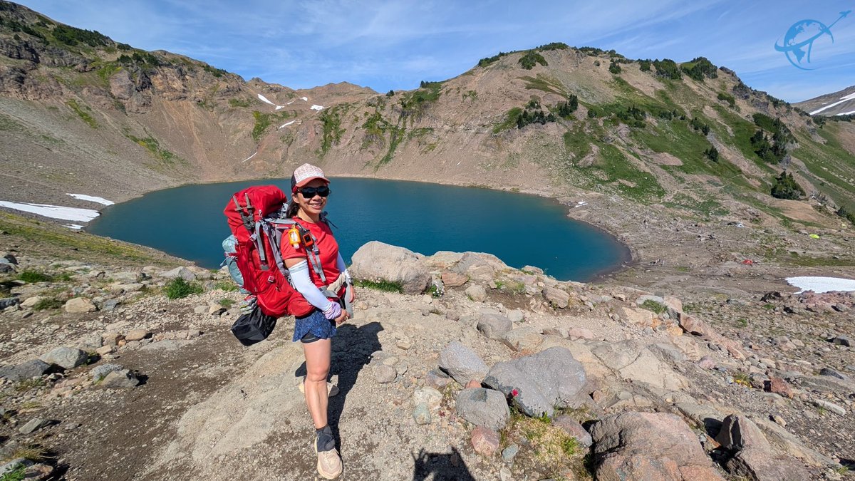 divewisely's tweet photo. Another day, another trail to conquer. Off to Goat Lake this time, with Mount Rainier in the backdrop. 😍🏔️#GoatLake #WashingtonState #PNW #BackpackingAdventures #MountRainier https://t.co/aTh1UBN4eN