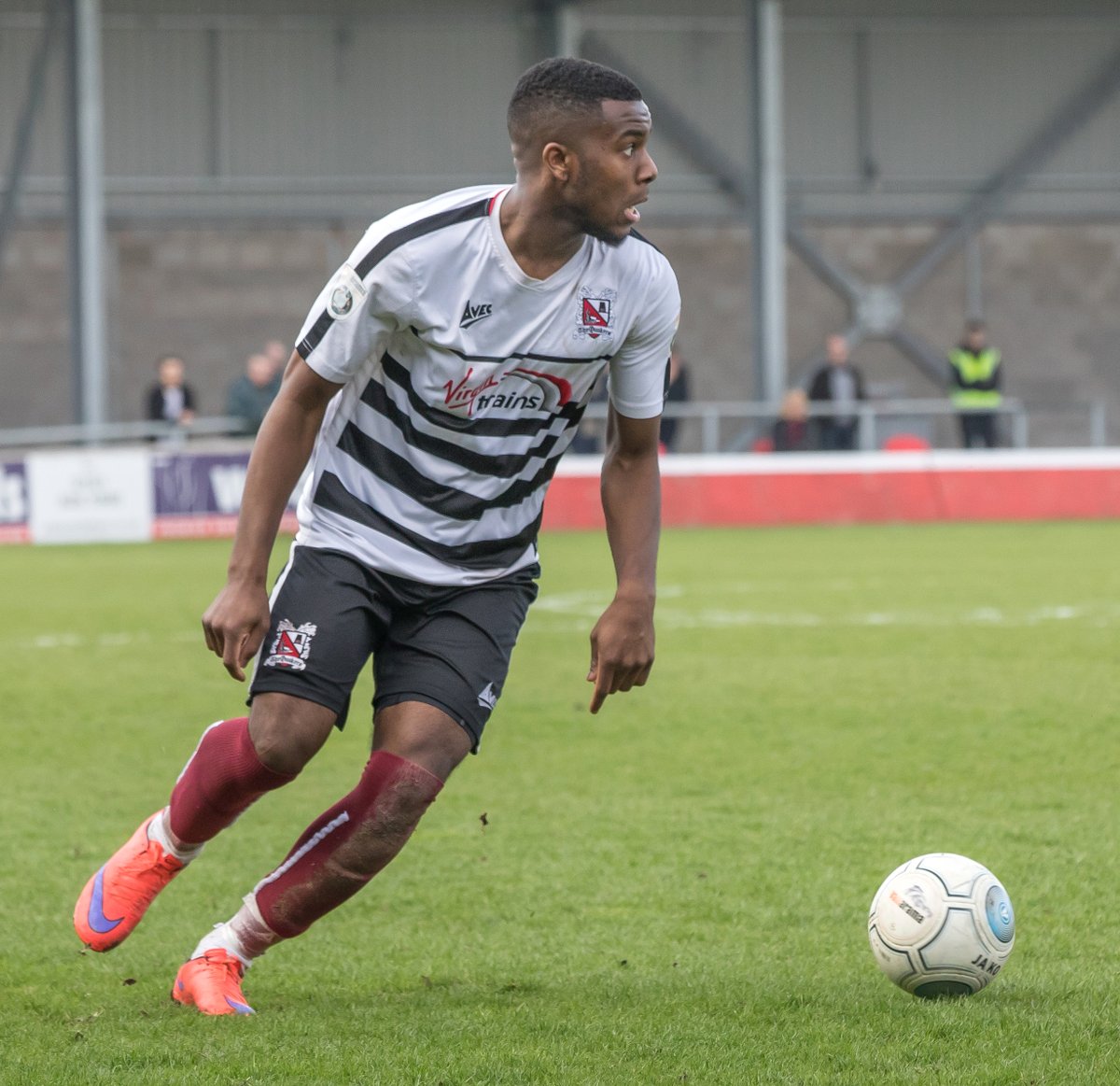 Darlo Retro 📸 tweet media