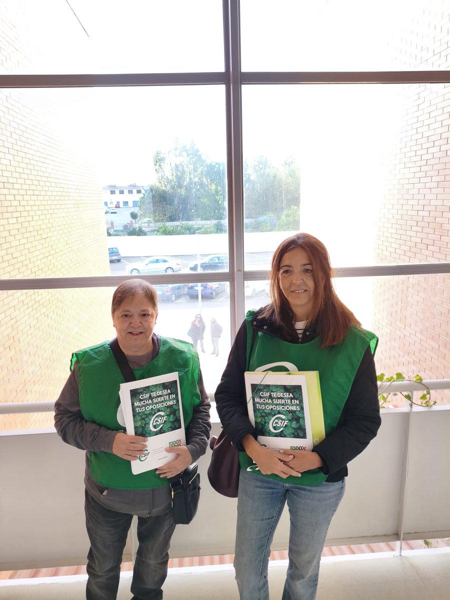 csifsanext's tweet image. Nuestros  delegad@s de CSIF siguen apoyando a los opositores en los exámenes de especialidades del SES celebrados hoy en Cáceres, Mérida y Badajoz, como Médico de Familia, Gobernante, Enfermero de Urgencia de Atención Primaria y Gestión de Función Administrativa.
¡Mucha suerte!