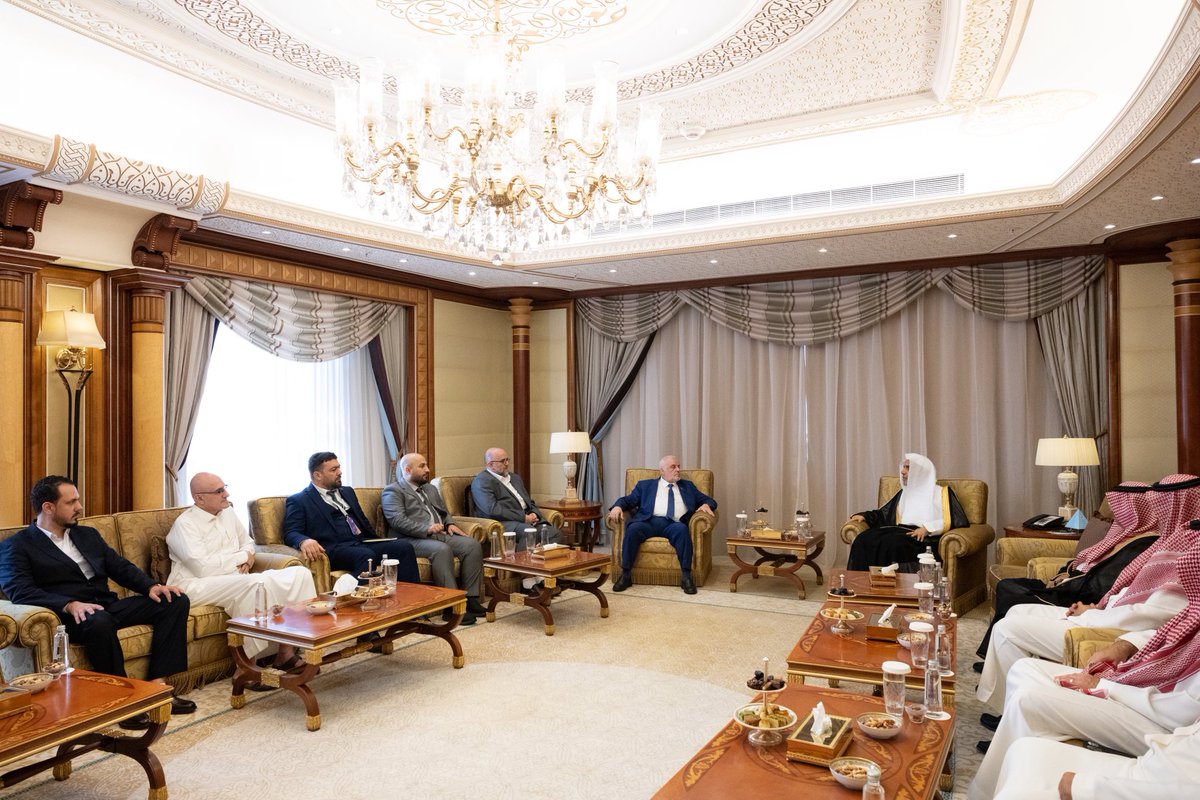MWLOrg_en's tweet image. Earlier today, H.E. Sheikh Dr. #MohammedAlissa @MhmdAlissa, Secretary-General of the Muslim World League (MWL) and Chairman of the Organization of Muslim Scholars, met with H.E. Dr. Mohammad Abu Al-Khair Shukri, the Syrian Minister of Endowments, along with his accompanying…