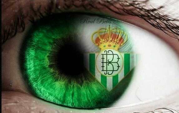 VERDE,VERDE...
Como los sueños de La Palmera
Verde y blanco
Como el equipo de mi ciudad
Verde, verde
Como las hojas de los naranjos
Verde, verde
Como ese río que lleva al mar
Verde, verde
Como el color de la hierbabuena
Verde y blanco
Los dos colores que a mí me van