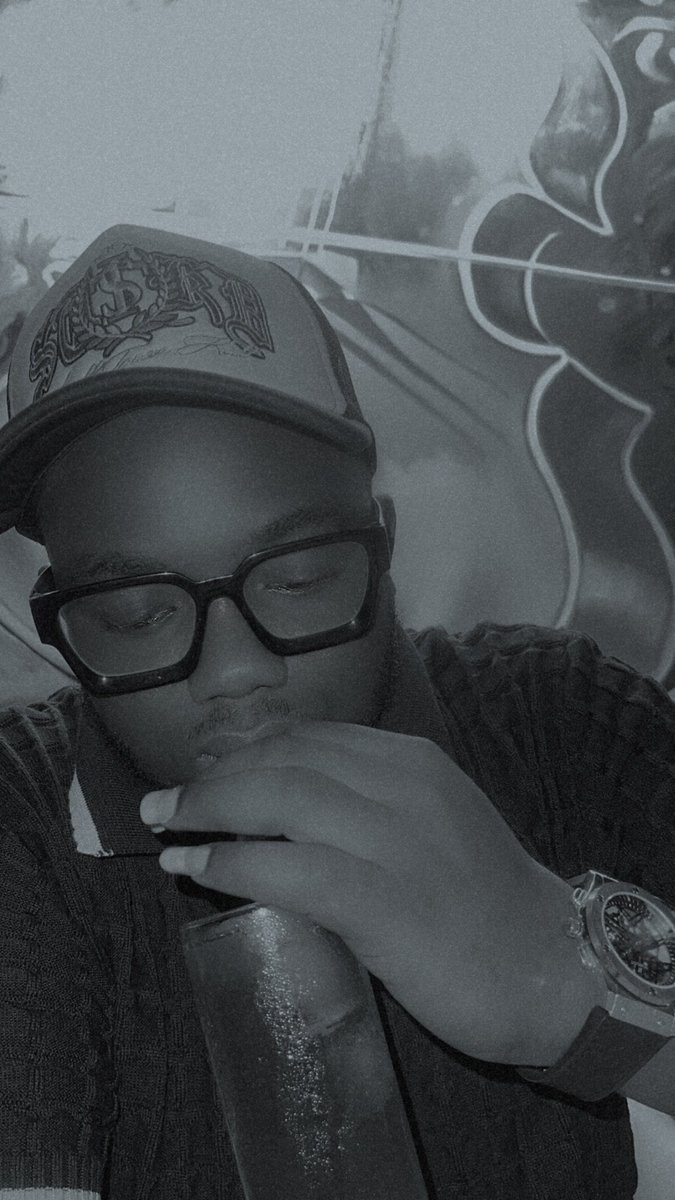 Ola Hush tweet media