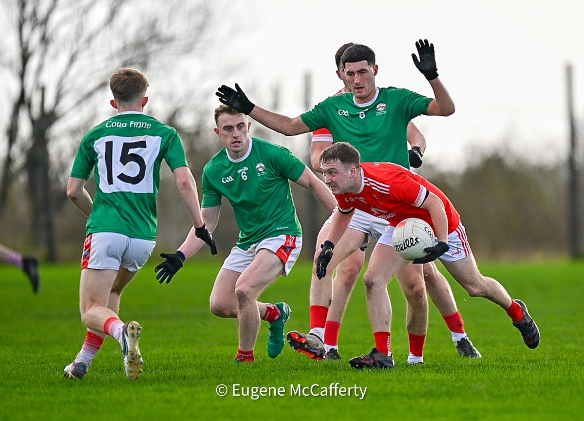 Corofin are hosting Stradbally of Waterford in the quarter final of the Munster Intermediate Club Football Championship. At halftime it’s <a href="/CorofinGaaClub/">Corofin GAA</a> 1-6 <a href="/StradballyGAAWD/">Stradbally GAA WD</a> 0-4. <a href="/GaaClare/">Clare Gaa</a>. <a href="/MunsterGAA/">Munster GAA / Comhairle na Mumhan</a>. Photographs by <a href="/eugemccafferty/">Eugene McCafferty</a>.
