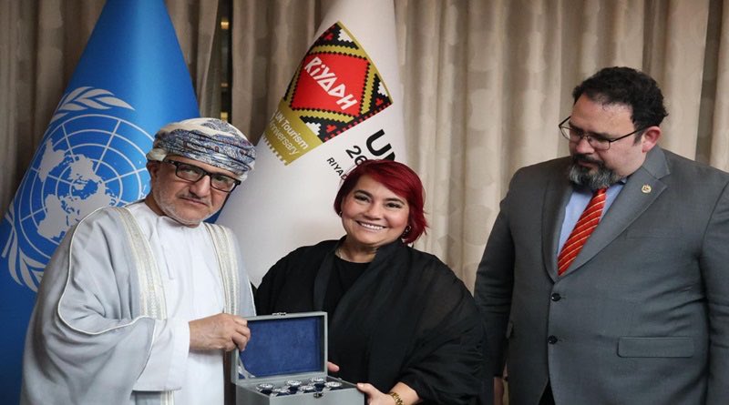 EmbaVESaudiA's tweet image. Ministra Leticia Gómez aborda cooperación turística con Omán en Arabia Saudita