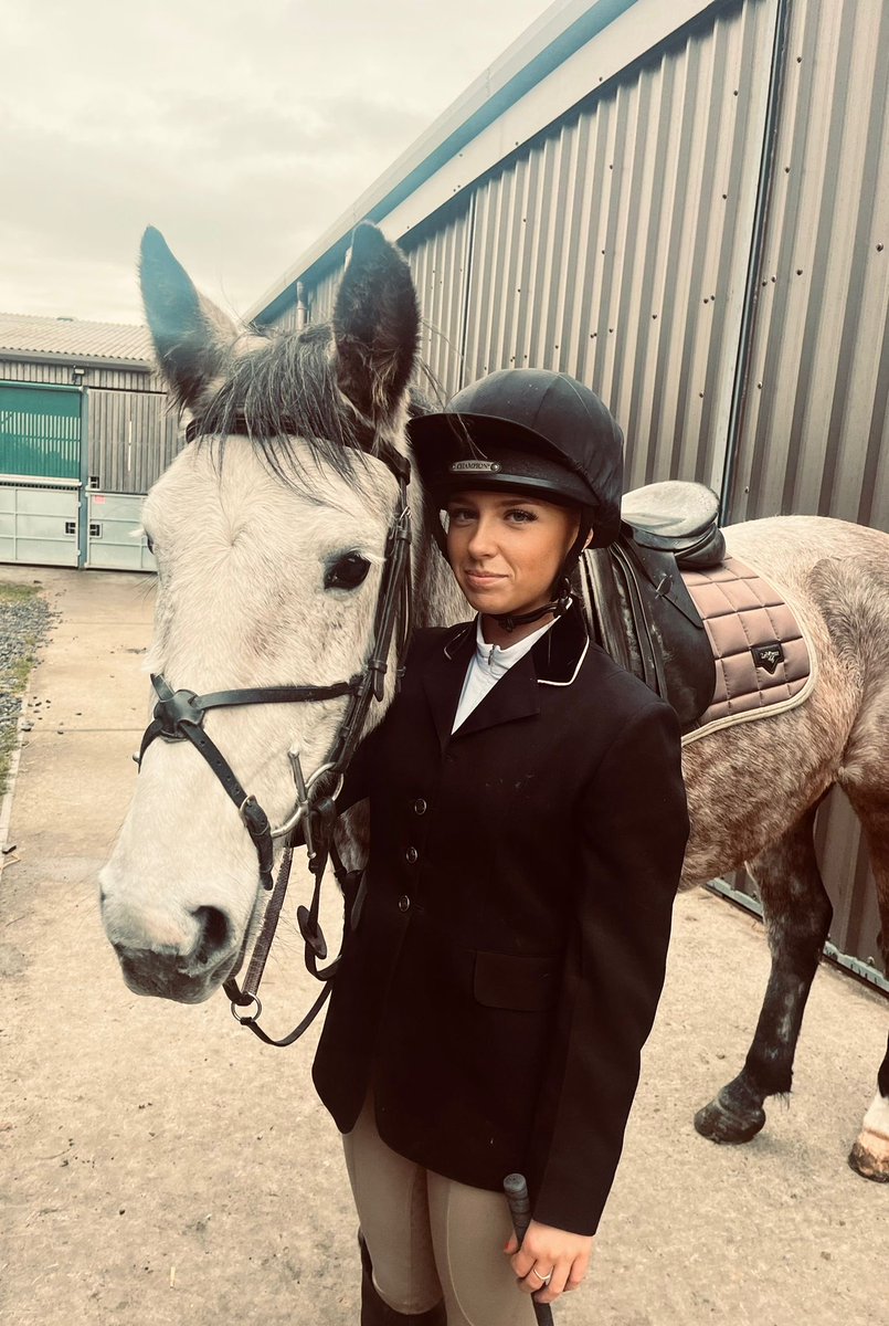 Spectacular fall in the first round but got back on and came second in the next. Proud of her ❤️ #showjumping #ponylove