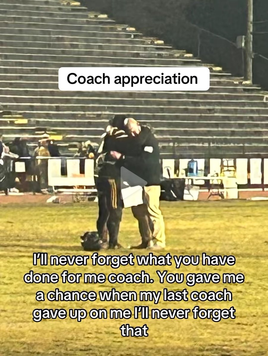 Coach Montgomery tweet media