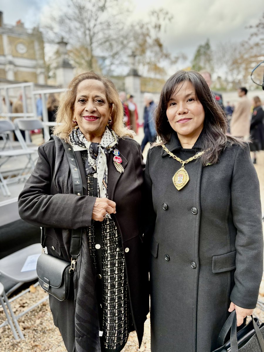 SeemaStk's tweet image. Always a very special day to attend Remembrance day service and be part of the march to Memorial Gates Ealing Green as we honour lives lost in service for our freedom. 
We stand together in gratitude.

#RemembranceDay 
#LestweForget 
#CommunityUnity 
#Ealing