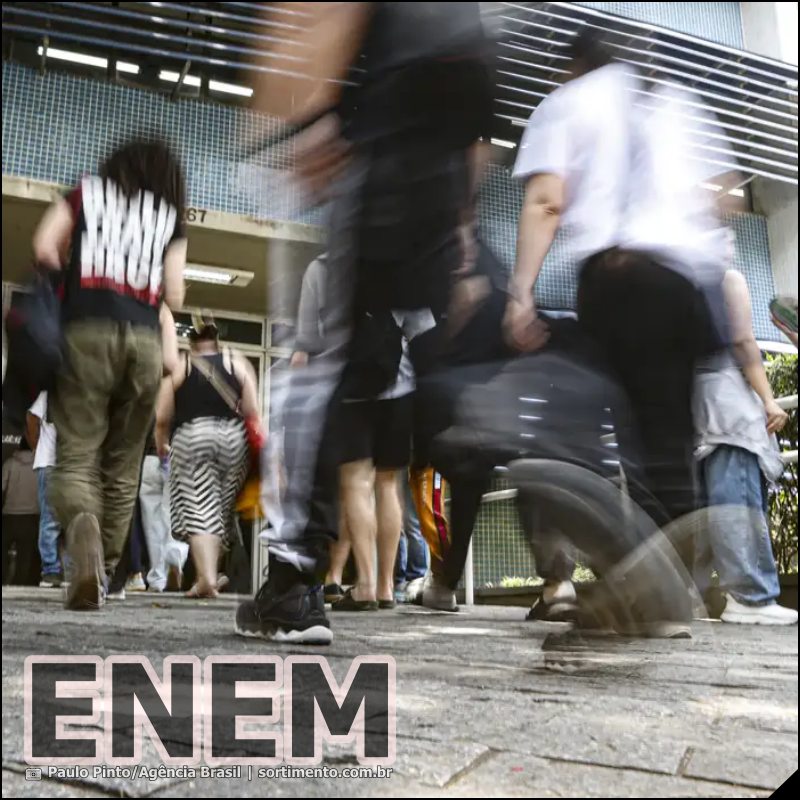 sortimentotop's tweet photo. Provas do Exame Nacional do Ensino Médio (Enem) : saiba o que é permitido levar nas provas
Não esqueça o documento oficial com foto e a caneta preta transparente e principalmente chegar bem antes das 13h
https://t.co/aieX4xZroC
#Enem #ProvadoEnem #ProvasdoEnem #Enem2025 https://t.co/TcGoYCM1Xo