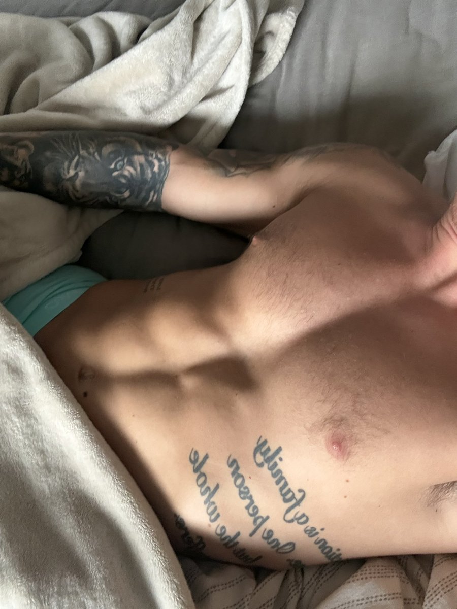 Simpsonleetommy's tweet image. Lazy weekend 😜😜

Anyone else ?