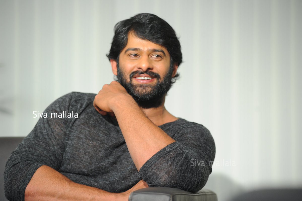 Throwback 

#Prabhas Looks ♥️👌👌