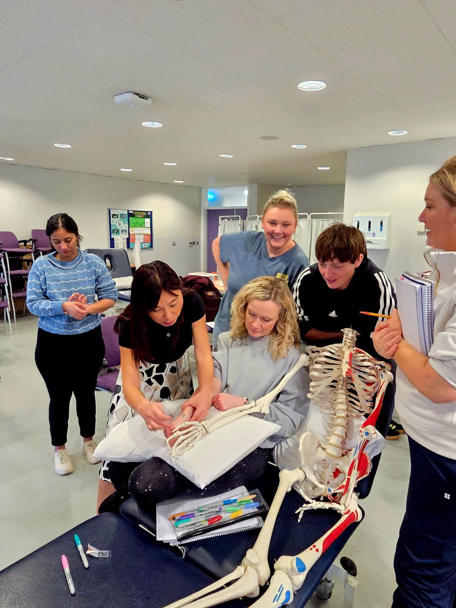sommcourses's tweet photo. SOMM Injection Therapy Unit 2 at Belfast this weekend

What a fantastic revision day! Packed with practical sessions, CBD and critical literature review. 

Great to see how much everyone has developed and grown over the last six months. 

Well done to all! Wishing you the very best for the practical exam today🌟!

The teaching team was also out & celebrated Helen's Award of Fellowship of MACP 2025! Huge Congrats on your amazing achievement, Helen👏👏!