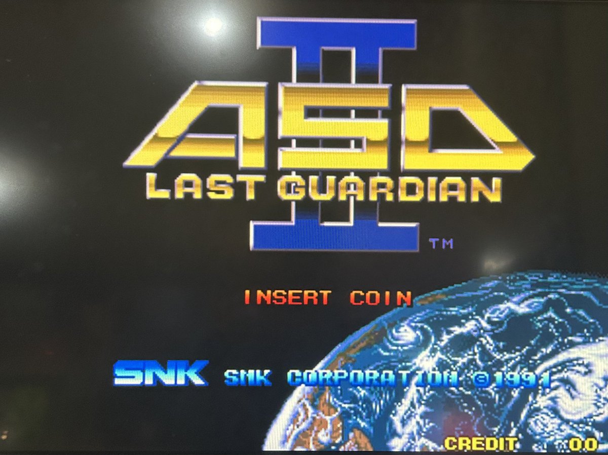 liger1812nd's tweet photo. #liger18のアーケードゲーム録
#ASOII
ゴーストパイロットと同期のSTG?初プレイ。基本操作はゼビウス方式だが、システム周りはアーマーの装備、セレクトを始めにものすごくやることが多く忙しい。
おかげで何をすればいいか分からない💦 https://t.co/Ek62pv62UW