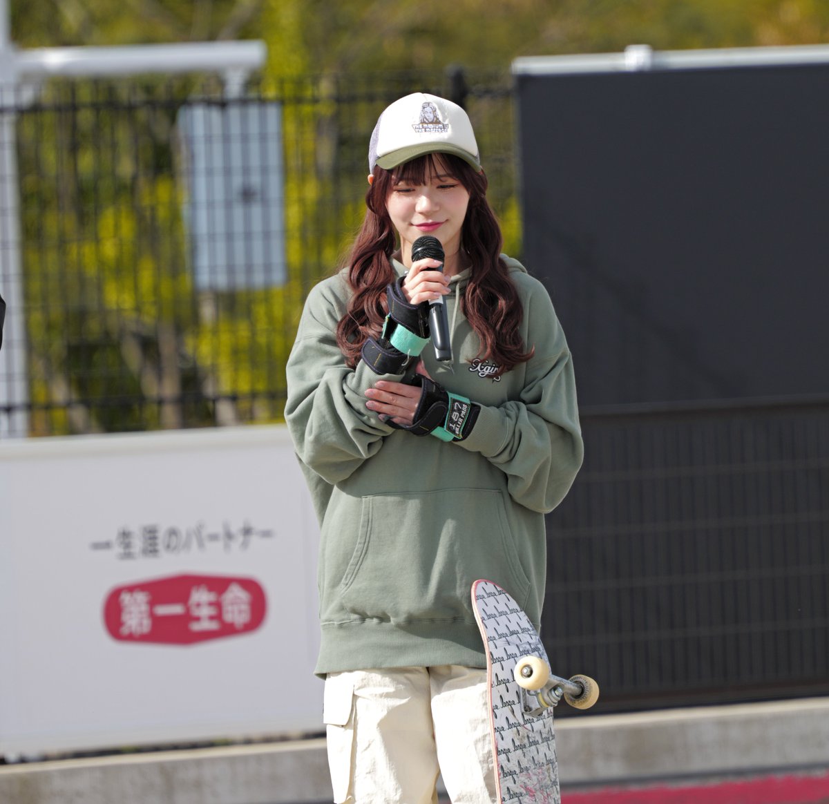 Orion_4649's tweet image. ようやく、落ち着けたので写真上げます。
ボードにのってる写真はほとんど無くて司会してる写真と休んでる時の写真ばかりです。
リプライに載せていきます。
れいちゃん
 #AIRMANCUP2025 
 #AIRMANスケートパーク
 #サンクスフェスタ
 #NGT48 
 #清司麗菜 
 #スケボーアイドル