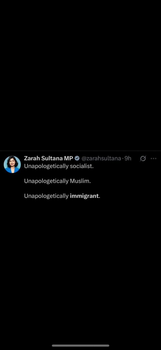 LozzaFox's tweet image. Cry harder, darling. 😘