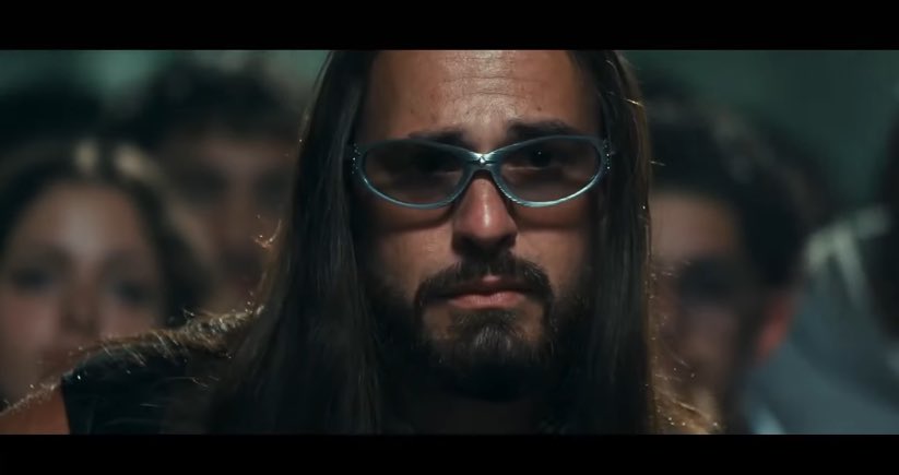 Ahsadeuh's tweet photo. Mais qui n’a pas fait cette tête dans le clip de #Guerta?!🥹🥹🥹
#sch #NouvelleEcole #Saison4 #sdm #rap https://t.co/pLq5bJhuVv