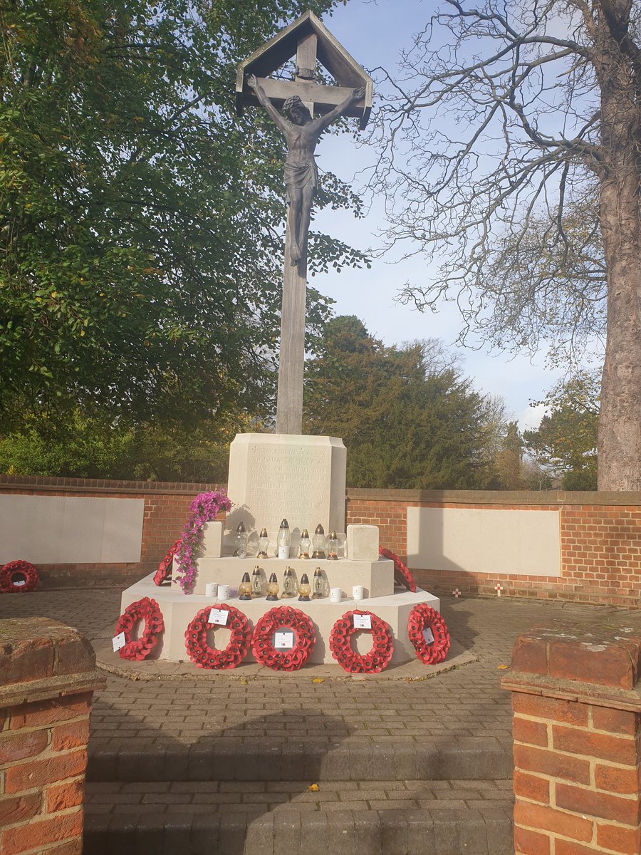 As a proud IAF daughter, #RemembranceSunday is deeply personal. A reminder that 100s of 1000s across the Commonwealth gave their lives so we could live free from fascism, division and destruction. Their sacrifice calls us to choose unity, courage and compassion. #LestWeForget