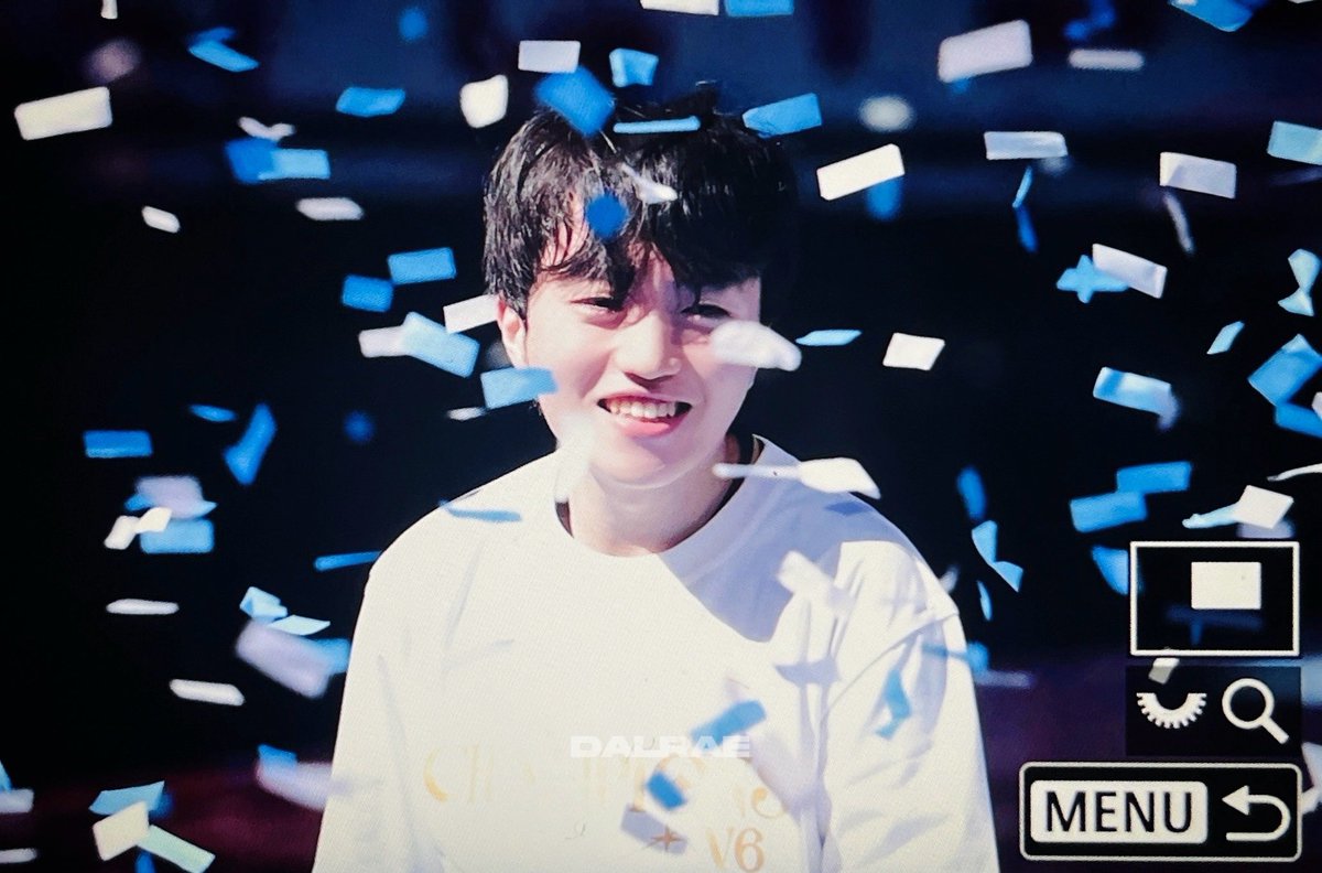 달래 tweet media