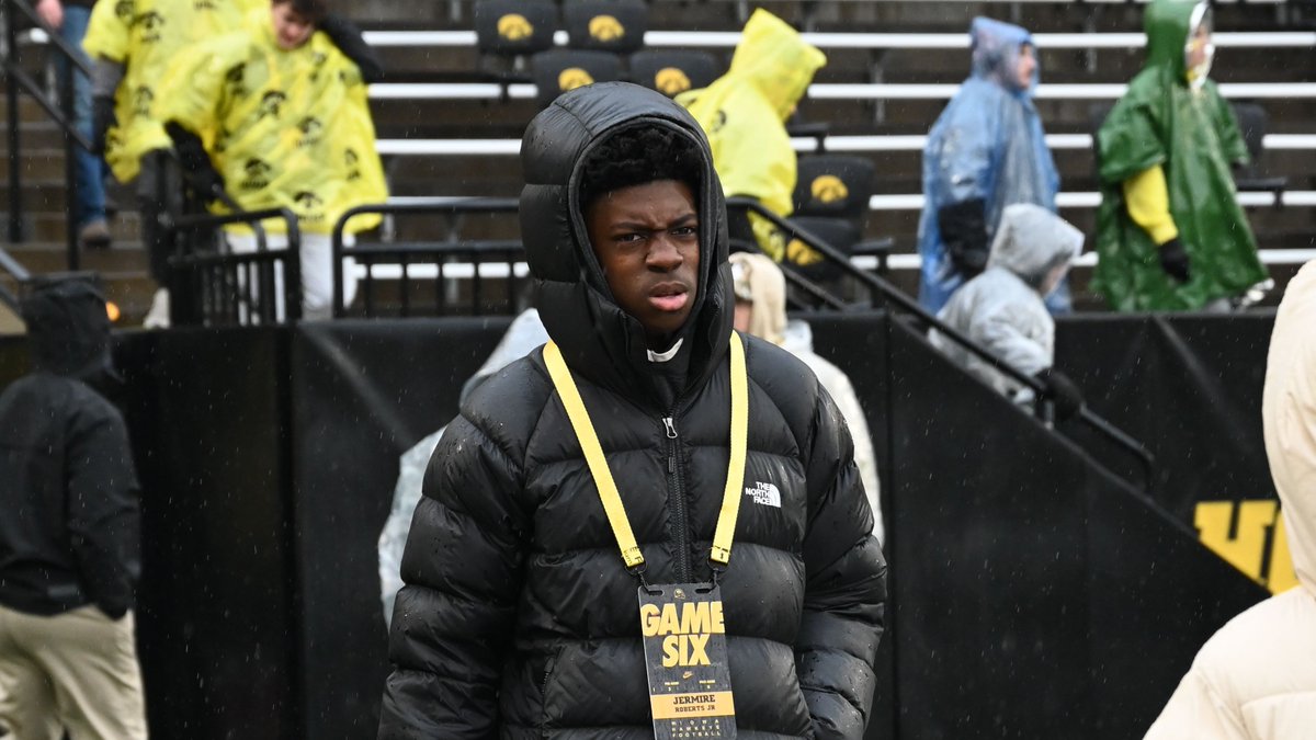 Class of 2029 S/LB Jermire Roberts Jr. at Kinnick Stadium on Saturday on3.com/boards/threads… <a href="/Jermire_Roberts/">Jermire Roberts Jr.</a>