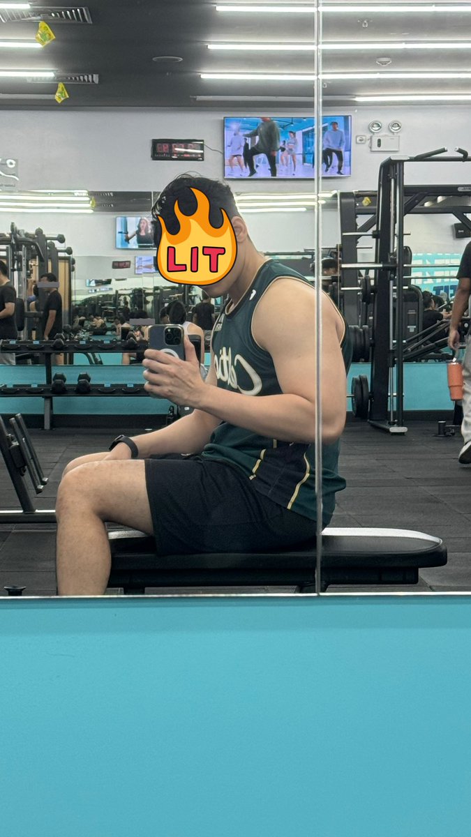 pflowright's tweet image. in my prime era 🔥👹