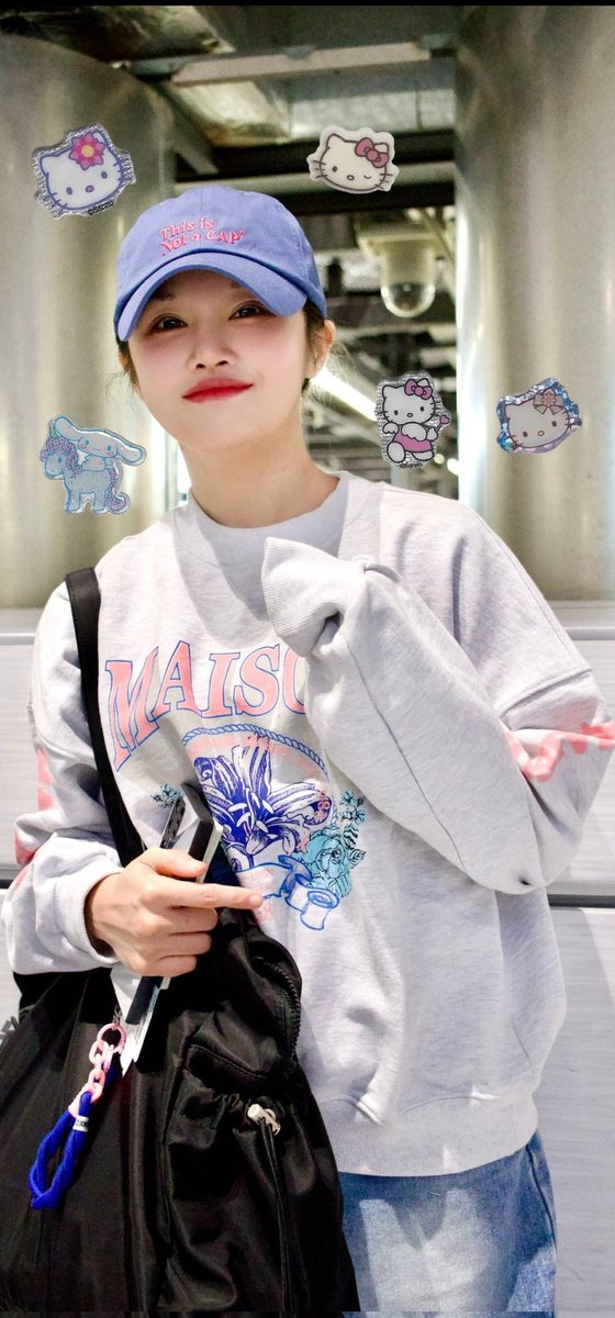 (사진은, 하루룬상이 찍어주신 사진 살짝😉🎈)
저는 한국에 잘 도착해서 집에서 이렇게
글을 남기고있어요. 여러분들이 이번 버스투어가
정말 좋았다는것을 공유해주기만해도 정말 감사한일이라고 생각해요. 그리고 나를 통해
행복해질수있다고 해줘서 너무너무 고마워요🩷