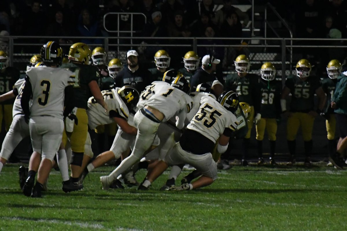 StrahanM0808's tweet photo. #55 playoffs game action shots. Didn't win but it was a great season https://t.co/P7qbSbvWcQ