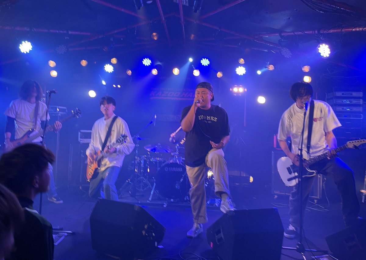 2025/11/9 MELT4レコ発ツアー
甲府KazooHall①/3
暴れずには居れん8バンドの狂宴！楽しすぎて8バンドのステージがあっという間だった😆
グランジを芯にさらに進化！エジソンズ🤘爽やかな曲で演者大暴れ！4RORES🤘コアでスラッシー最高！GRIPT🤘また一段と切れ味を増した！LOOSER🤘