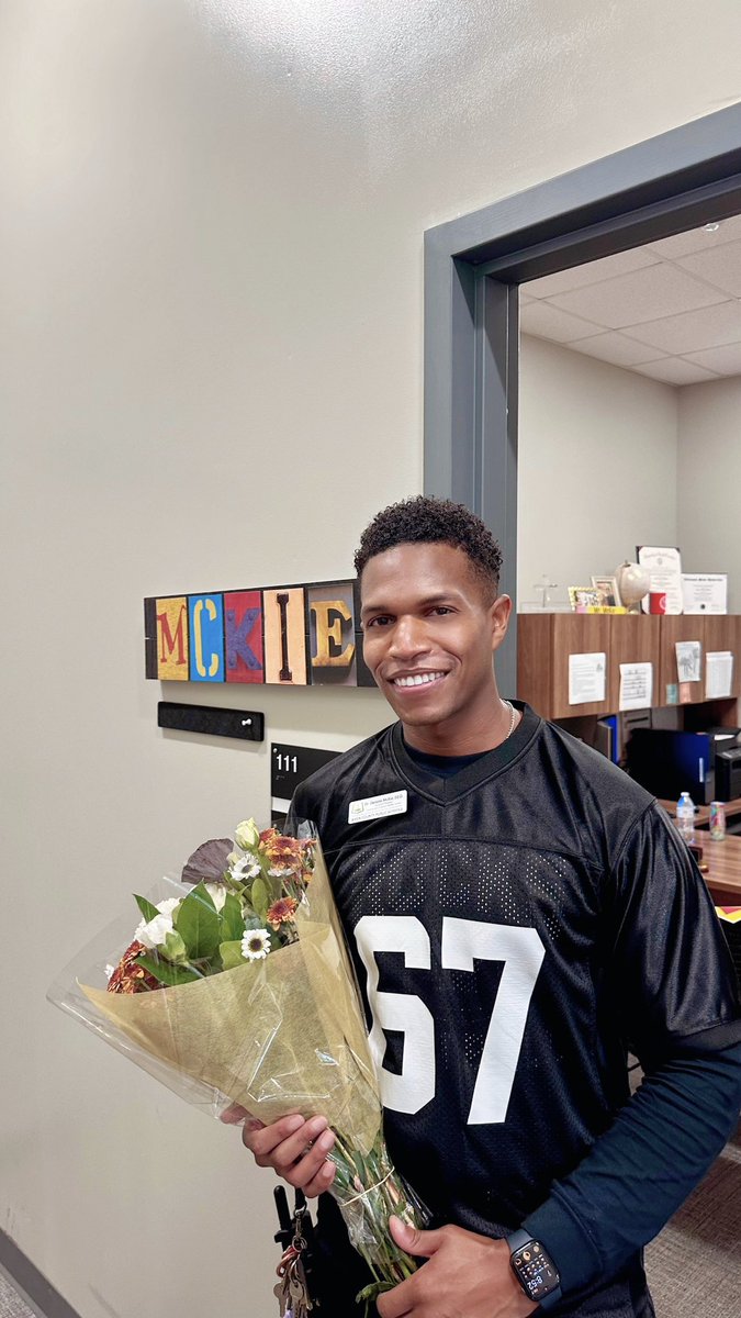 Dr. Devone T. McKie tweet media