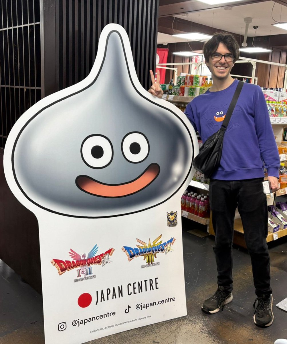 Petchigoo's tweet image. Dragon Quest London pop-up! Honestly feels surreal to see DQ stuff in the UK like this
