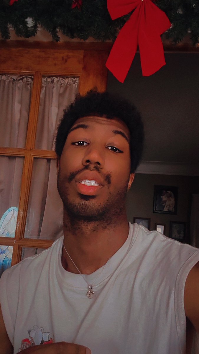 ✨sharkuccino✨ tweet media