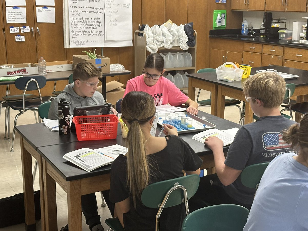 Amanda Deibert tweet media