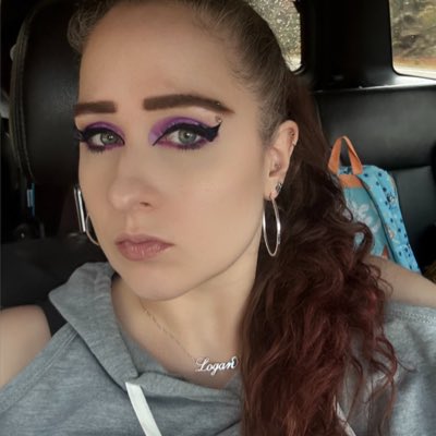 Logansmama0224's tweet photo. #NewProfilePic https://t.co/Y7Y5hnJLwI
