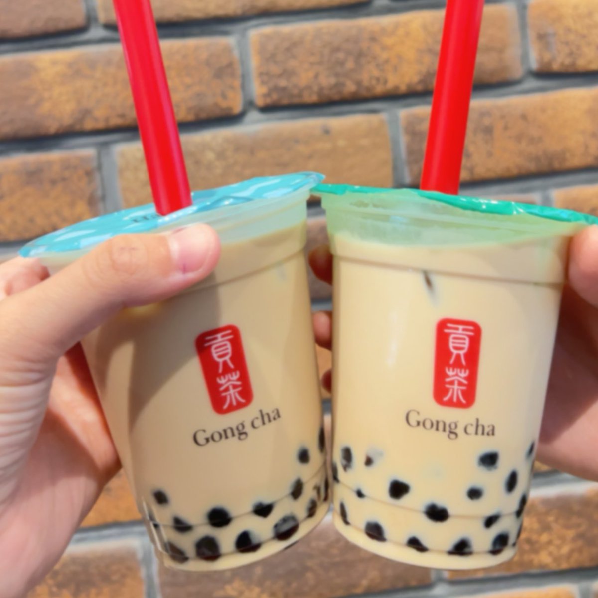 留学先で知り合ったこにまる（x.gd/uWdA2)と名古屋で再会したー！

ごはん食べたり絵描いたり楽しかった！もちろんゴンチャも行ったよ😊
こにまるの描いたイラストたくさん見せて貰ったんだけどやっぱり上手いわ…凄すぎる！
まさか会えるなんて思ってなかったからすごくうれしかった！✨