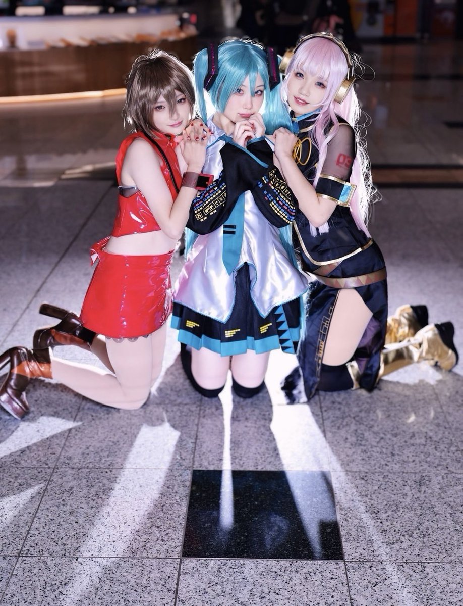 ⚠️Cosplay

MEIKO❤️
             MIKU💚
                       LUKA🩷

photo:<a href="/z____h2r/">Z✩人物撮影は 。始まりは何時も！</a> 様
MEIKO:<a href="/gabigabi_c/">がび</a> 様
ミク:<a href="/cv_kinako/">羽音あゆ🍥</a> 様
#コスぷら空港