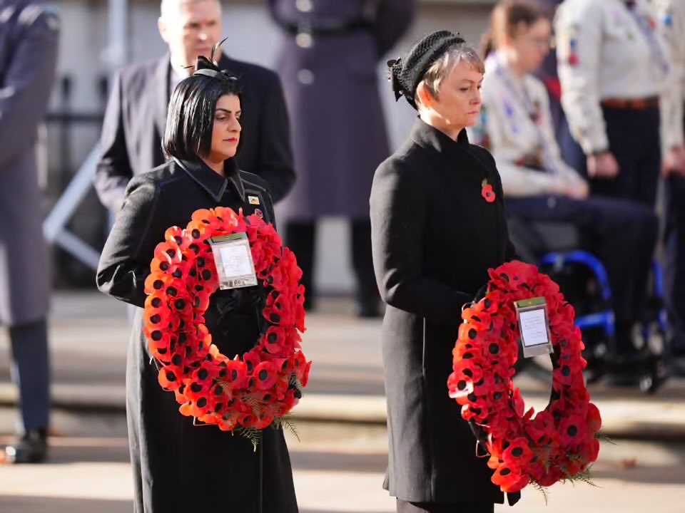 ArchRose90's tweet image. Neither of these photos give me any pride. The most treacherous government pretending to be patriotic for a few hours.