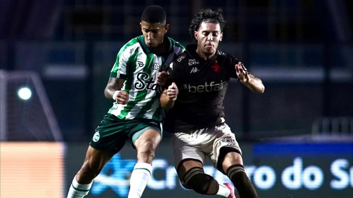 🚨 FOLGUINHA MERECIDA!

Jogadores do Vasco terão folga nos 2 próximos dias e retornam aos treinos na 3ª-feira.

🗞 <a href="/emerson_rocha/">Emerson Rocha</a>