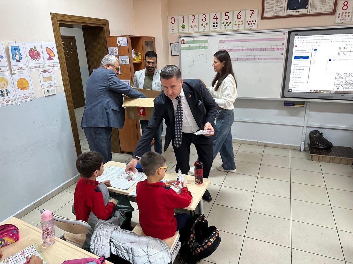 Porno kabellar bilan ayollar Masha Malinovskaya porno suratga olishda