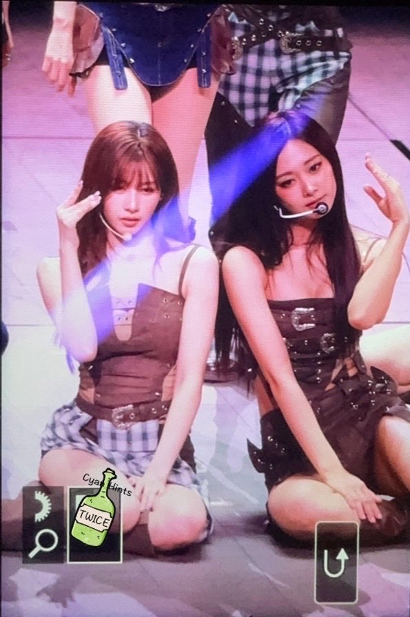 Cyan Hints tweet media