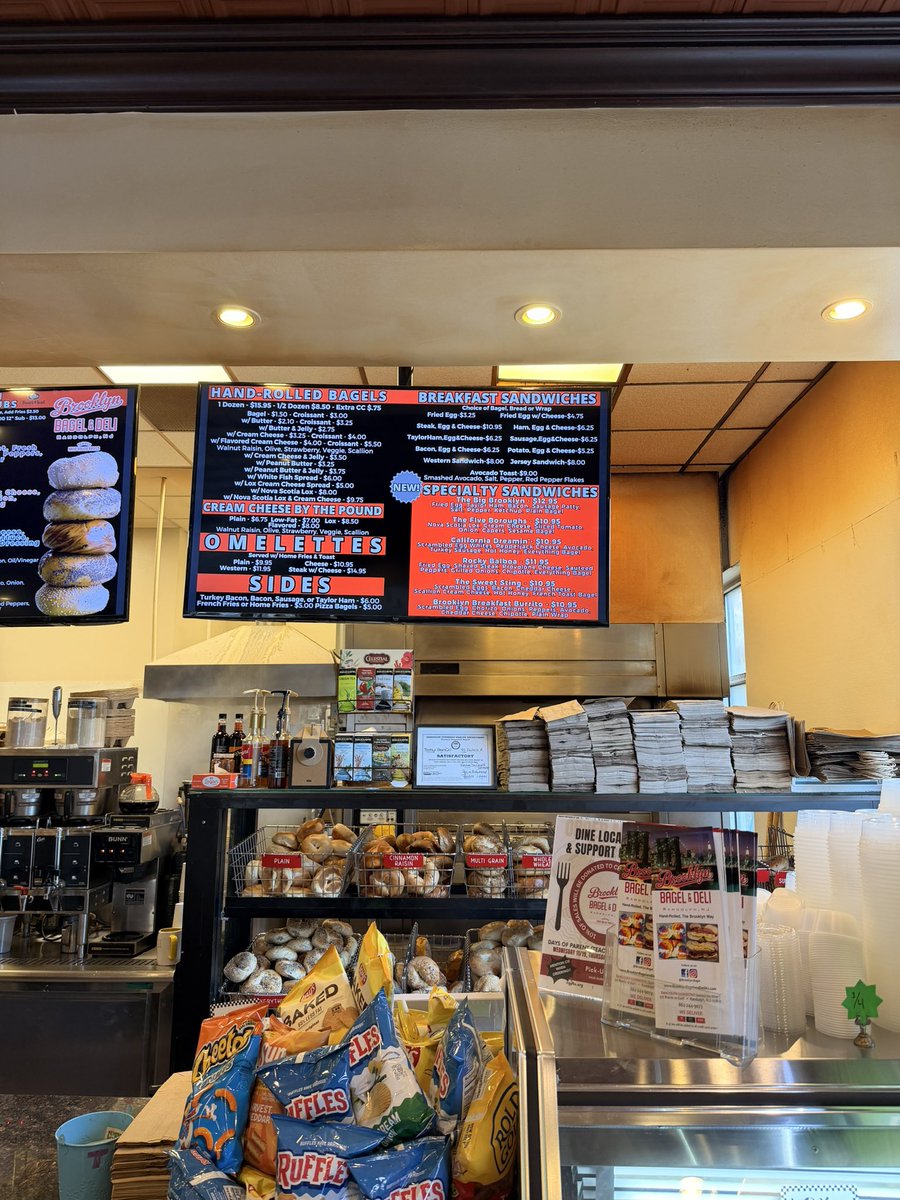 ad23official's tweet photo. Good Eats. https://t.co/nEB9GXsYtk