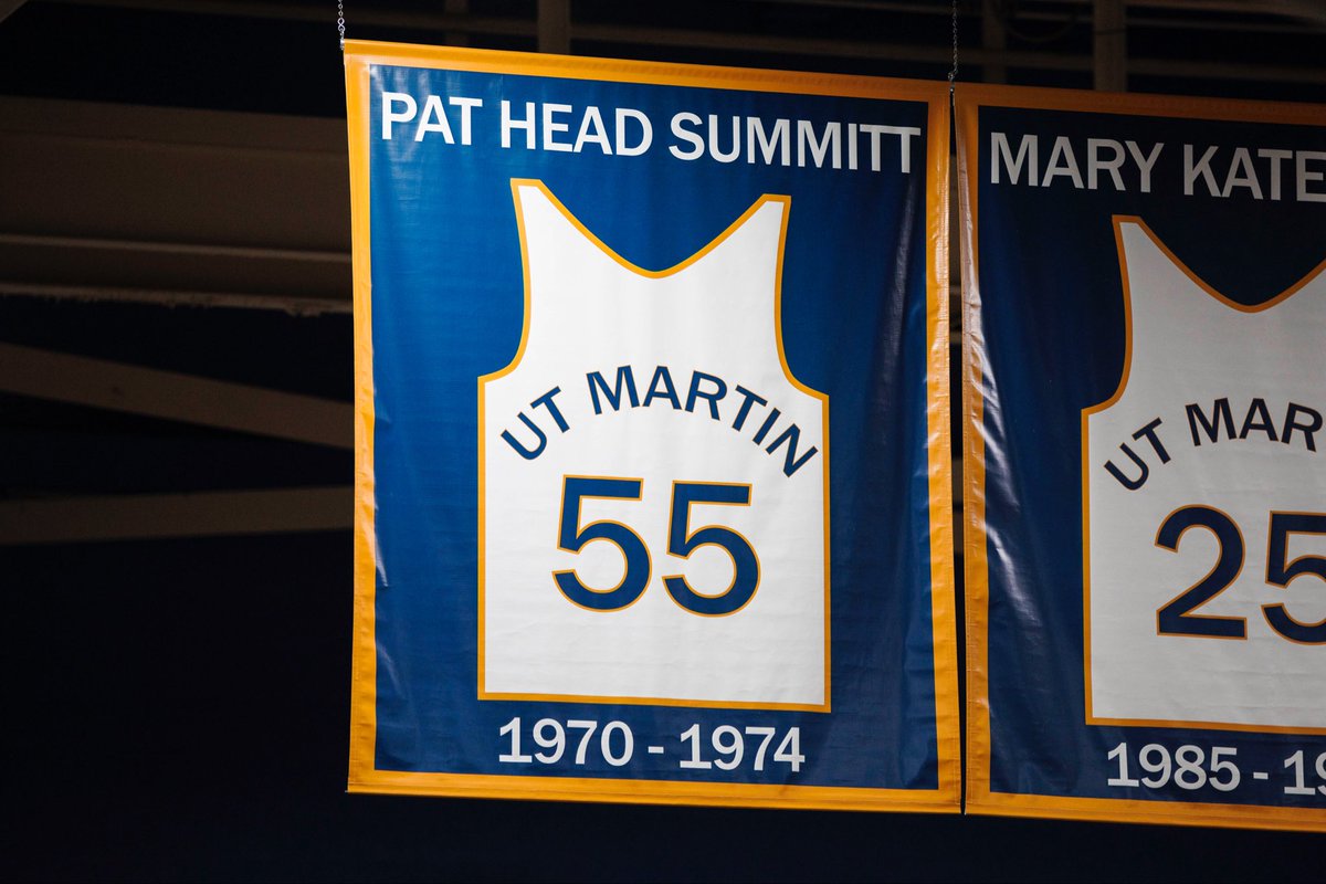 LadyVol_Hoops's tweet photo. Honoring a legend 🧡 https://t.co/o11iwaBTkE