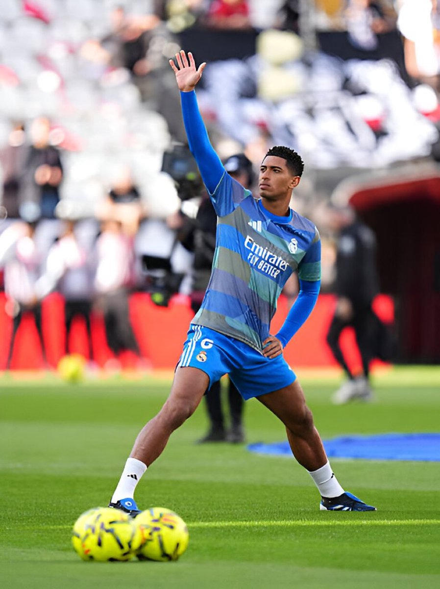 eex1v's tweet image. مباراته باذن الله