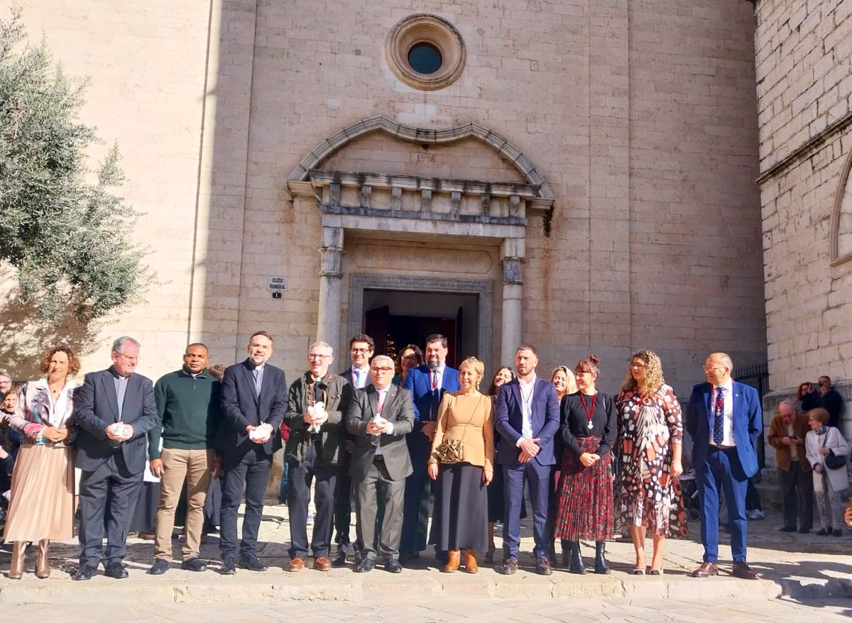 🔴Un any més els i les <a href="/SocialistesInca/">Socialistes d' Inca</a> celebram la festivitat de Santa Maria la Major, copatrona d’Inca, participant de la solemne eucaristia que ha comptat amb la ballada dels cossiers. 

🕊️Molts d’anys a tots els inquers i inqueres! #IncaSomTots