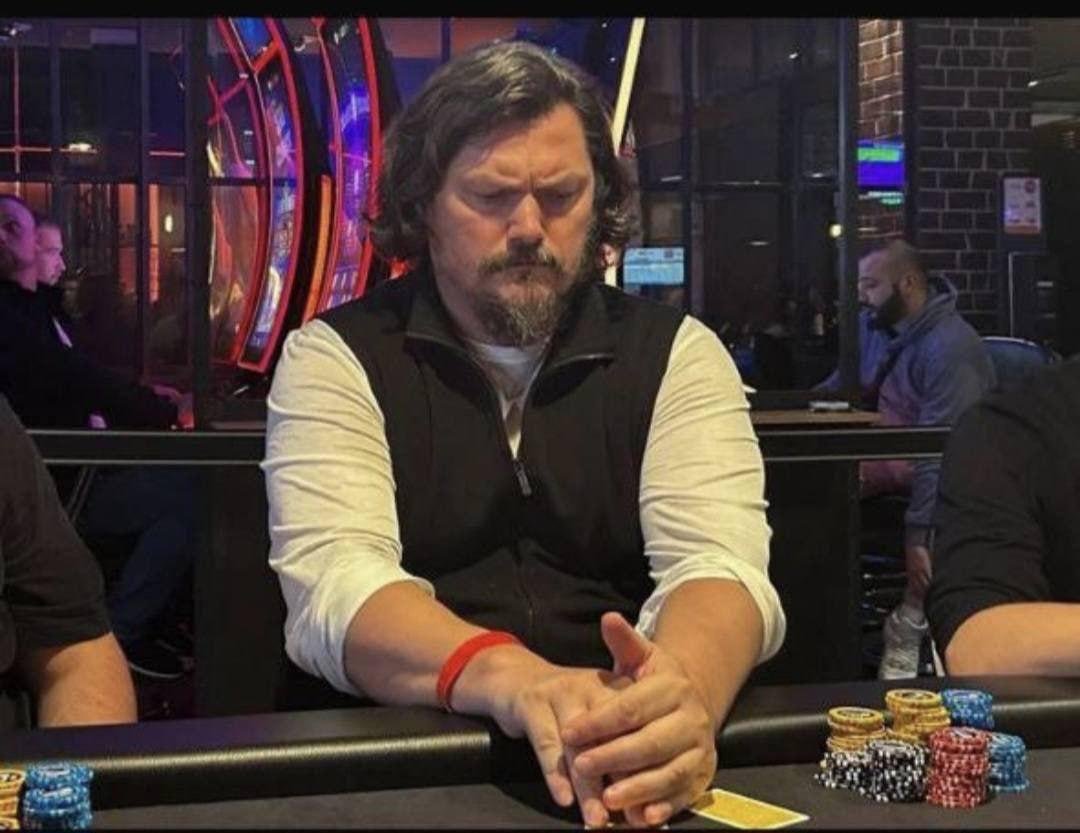 Патриарх Кирилл временно отстранил митрополита Нестора от управления Патриаршим экзархатом Западной Европы из-за пристрастия к азартным играм!
В 2024 году он участвовал в чемпионате Франции по покеру и занял 20-е место, выиграв несколько тысяч долларов. Ряса покеру не помеха!