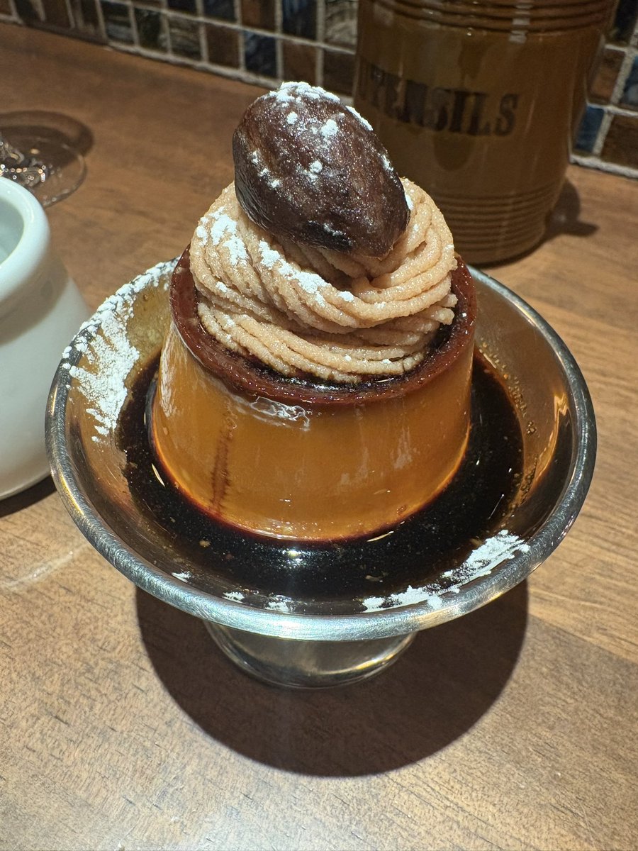 目黒で元同僚の看護師友達とディナー🍽️✨

さんまの燻製香る土鍋、ふわとろわさびーふ、海鮮×カリフラワームースのジュレ、キャラメルプリン…
そしてワイン作る前のぶどうジュース🍇🍷

全部めちゃくちゃ美味しくて、至福の極·͜· ❤︎
ノンアルもいいよね、うんうん。